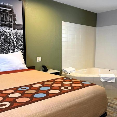 Super 8 By Wyndham Frankfort In Εξωτερικό φωτογραφία