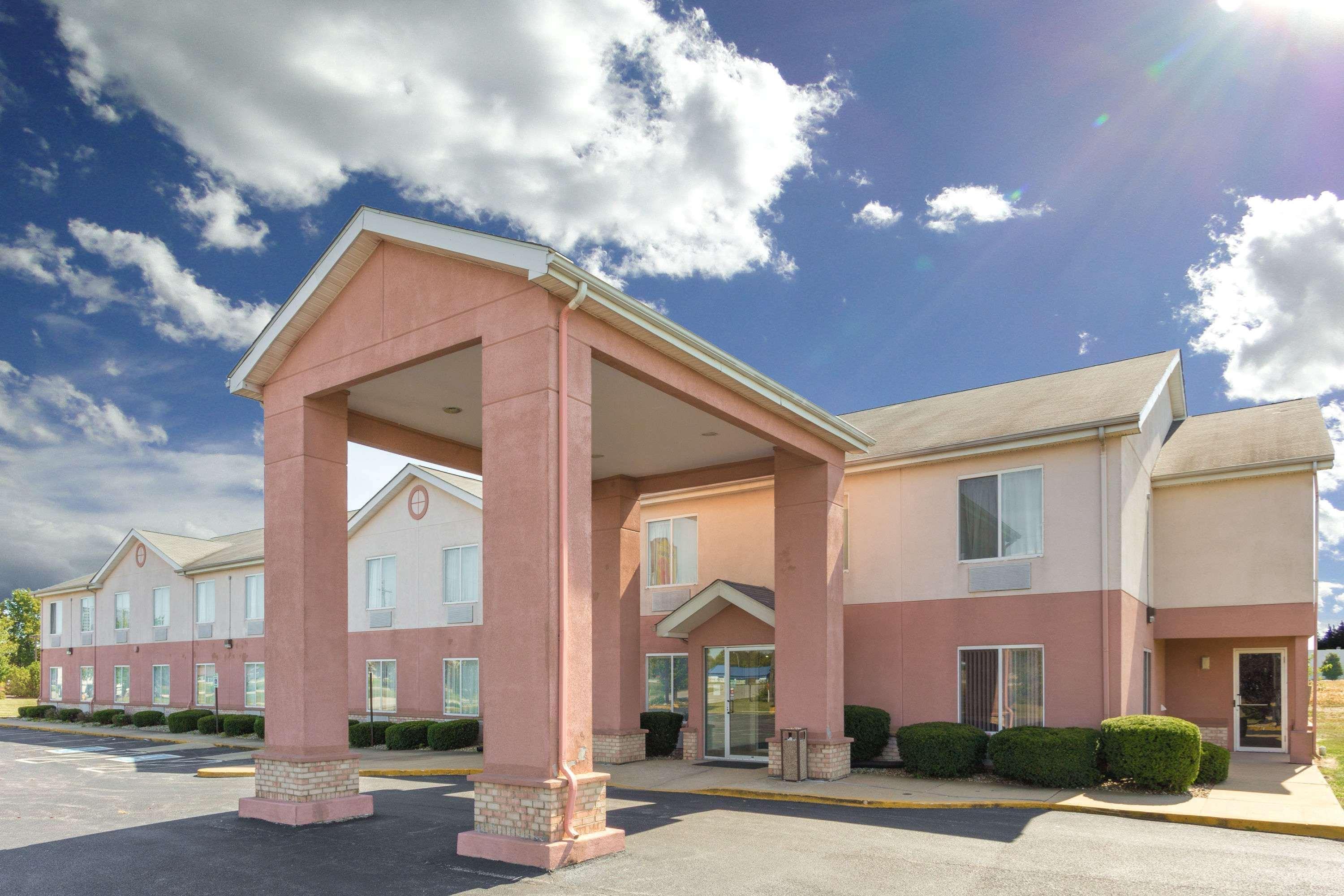Super 8 By Wyndham Frankfort In Εξωτερικό φωτογραφία