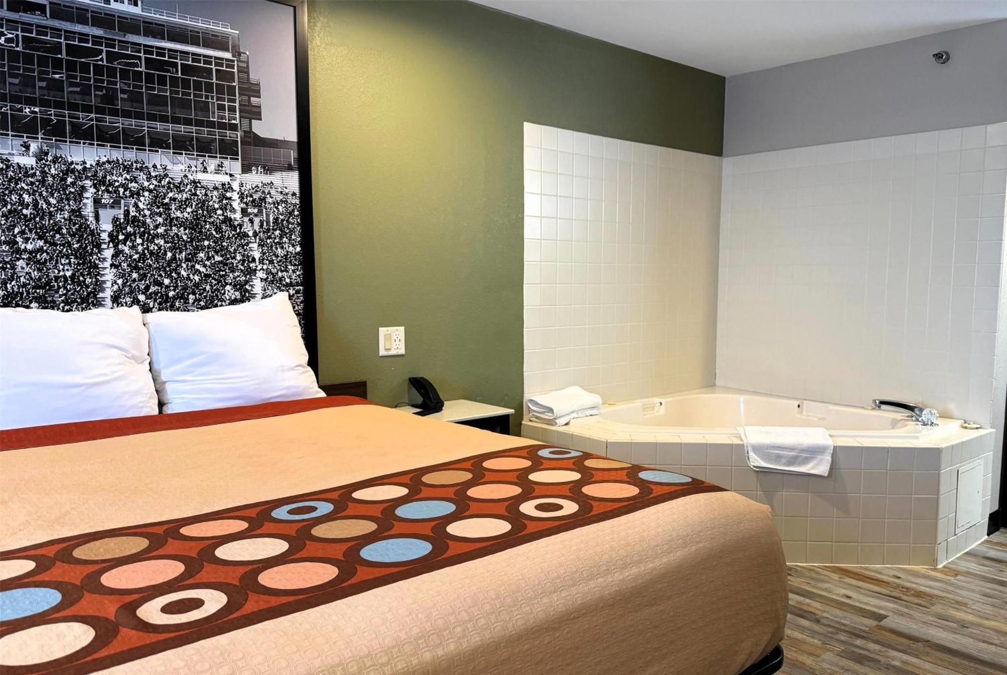 Super 8 By Wyndham Frankfort In Εξωτερικό φωτογραφία